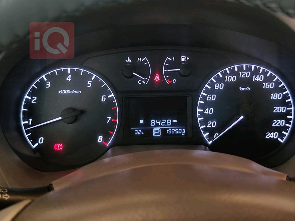 نیسان سێنترا